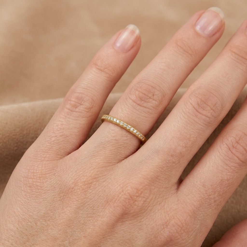 Zirkonia-Reihen Ring in 18k Gold